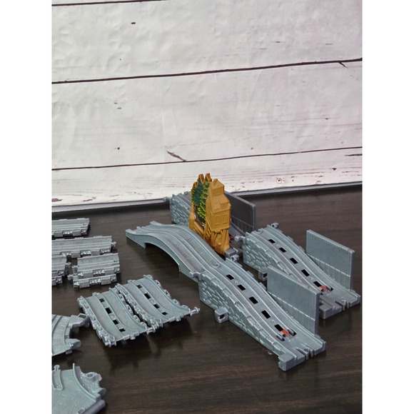 Thomas Take N Play Track Lot Gray Curves Straights Bridge Tunnel Pieces - Picture 2 of 5